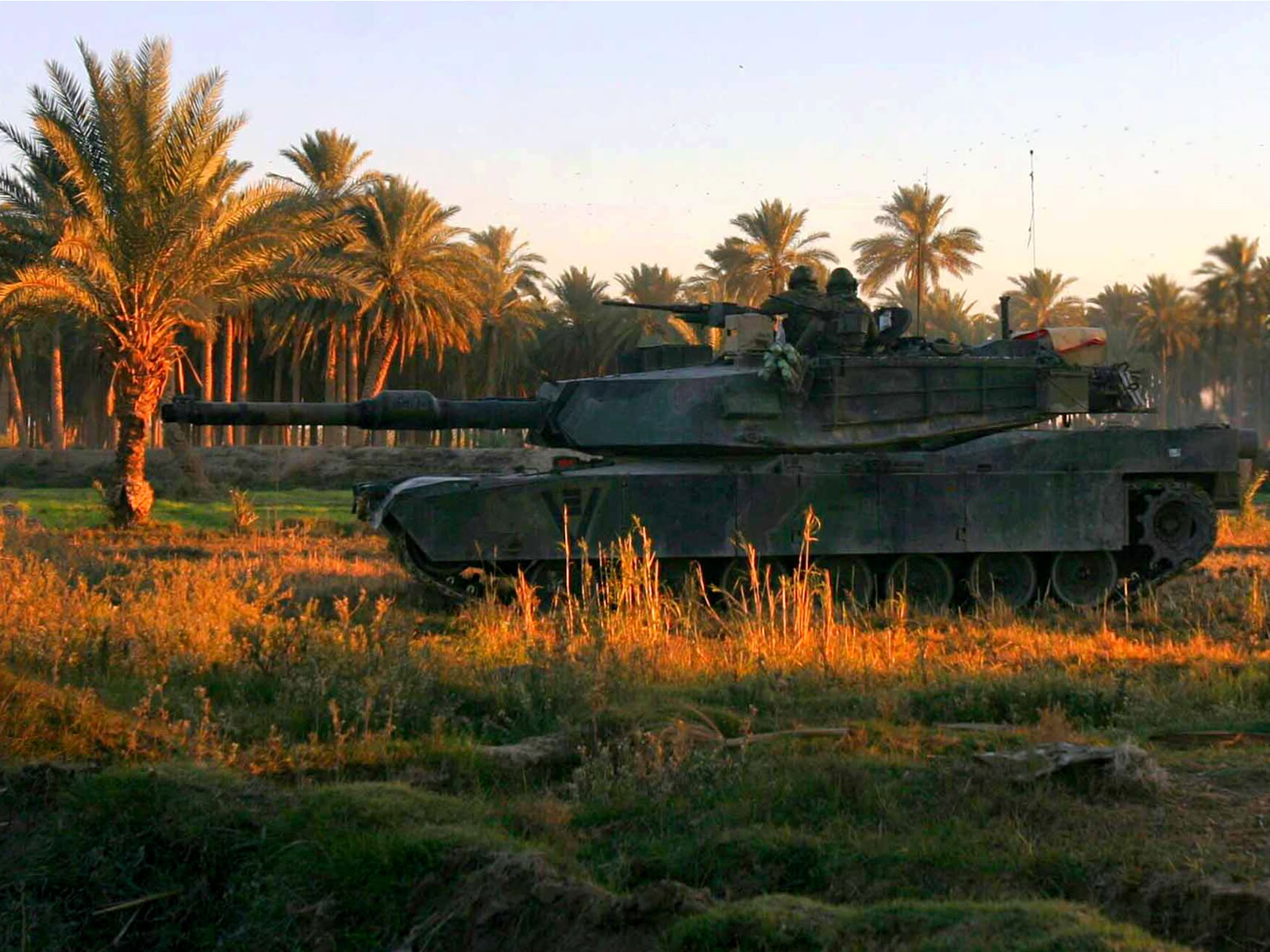 M1A1 abrams tank 7